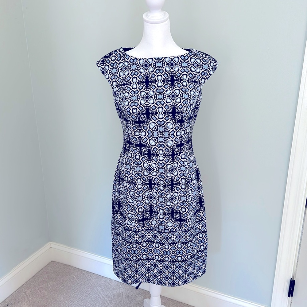 Women's Wisp Brand Sleeveless sheath dress - 6